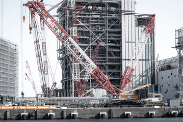 建設中の発電所