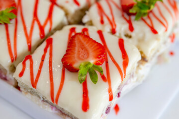 cheesecake with strawberry