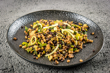 Roasted barley groats and lentils with leek
