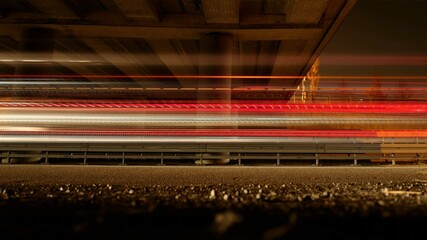 Autobahn bei Nacht Langzeitbelichtung