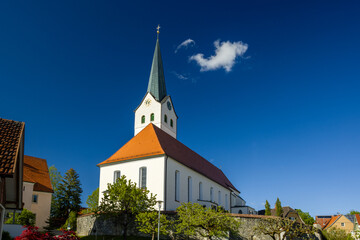 Fototapeta premium Kirche in Ratzenried im Allgäu