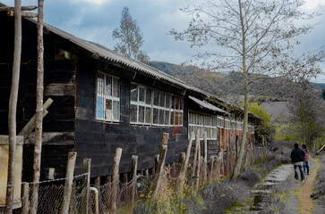 Casa típica en el embarcadero de El Puerto de la Laguna de la Cocha, Nariño, Colombia.