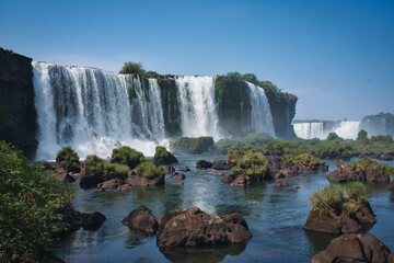 Naklejka premium Cataratas do Iguazu & Blue Sky