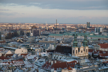 Fototapeta na wymiar Sonnenuntergang in Wien
