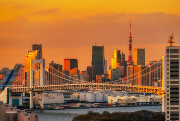 Fototapeta premium 東京夕焼け レインボーブリッジ＆東京タワー