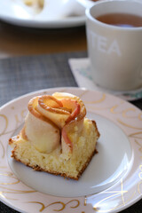 カットされたケーキ