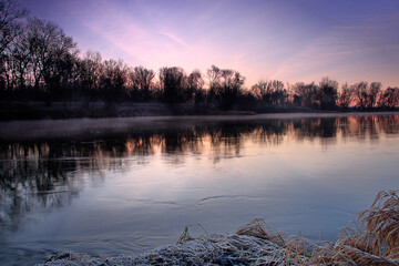 Świt nad rzeką Odra