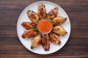 Crispy Chicken Wings Marinated with Herb Sauce