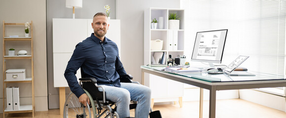 Accountant Business Man At Desk