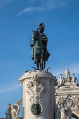 Fototapeta na wymiar D.José I Statue at 