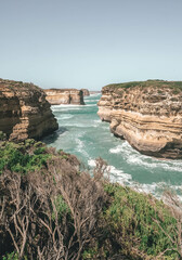 Fototapeta na wymiar cliffs on the great ocean road