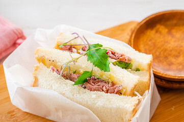 手作りローストビーフサンド