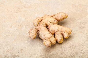 Natural organic raw ginger root