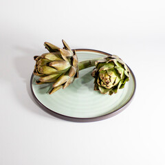 artichoke on a plate