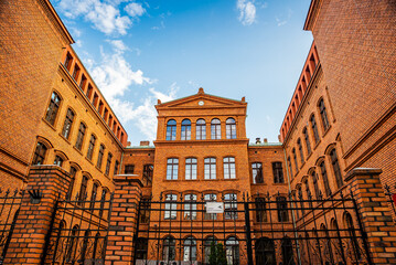 Fototapeta premium Torun, Poland - August 11, 2021. Primary School No. 1 - Szkola Podstawowa nr 1