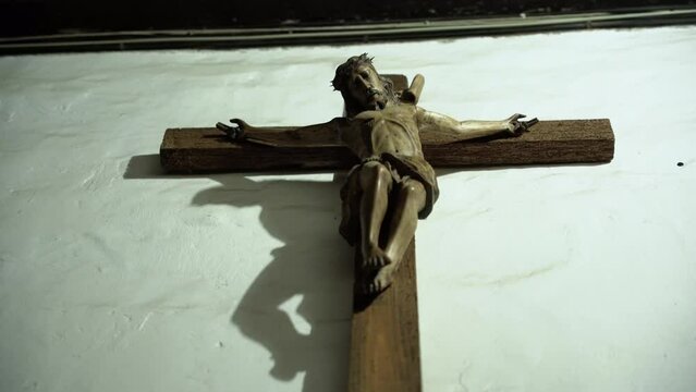 Close up of our King Jesus Christ figure 