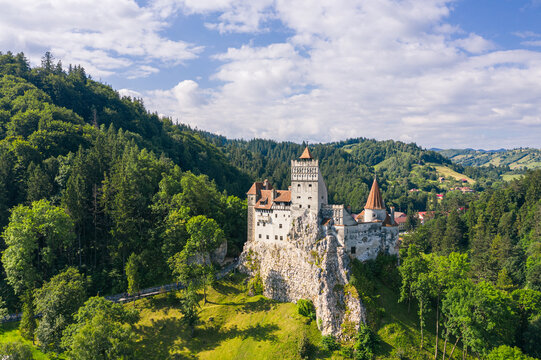 Attractive antique location with majestic Dracula castle on the high cliffs, Bran, Transylvania, Romania, Europe