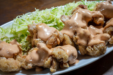 日本の高知県のとても美味しいチキンナンバン