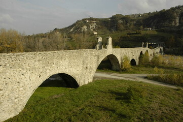 Bobbio, Piacenza. Ponte Vecchio o Ponte del Diavolo sul fiume Trebbia