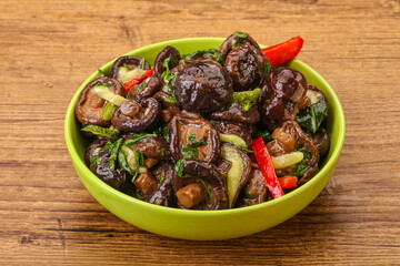 Marinated shiitake mushrooms with herbs