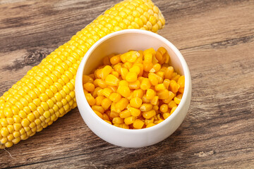 Sweet yellow corn in the bowl