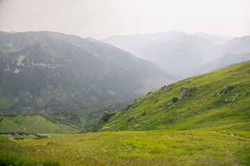 Fototapeta na wymiar scenic mountain view in Poland Tatry.