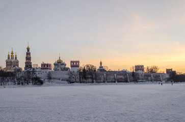 Obraz na płótnie Canvas Novodevichy convent in Winter