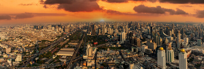 Bangkok im Sonnenuntergang