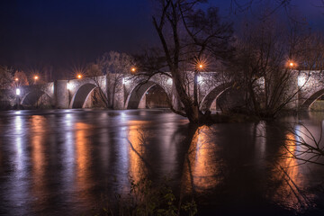 Bartenwetzer-Brücke Melsungen bei Nacht