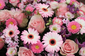 Mixed pink wedding flowers