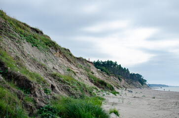 Fototapeta na wymiar steep coast line