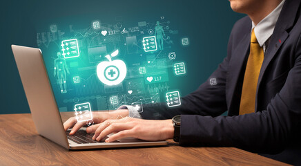 hand browsing on the internet for medical issues