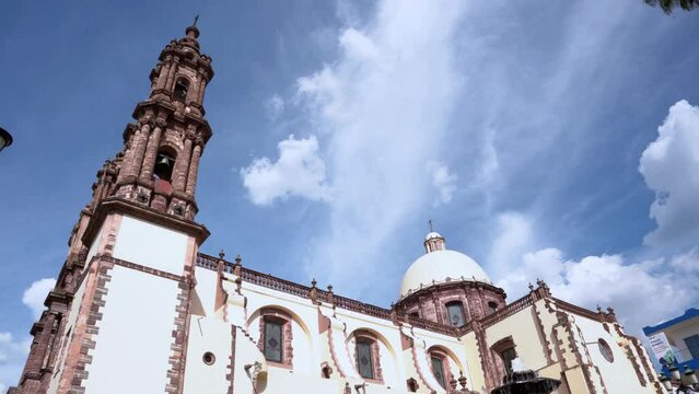 Church in plaza zamora