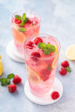 Spring or summer cold cocktail, raspberry lemonade