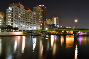 Fototapeta na wymiar 品川天王洲運河の夜景