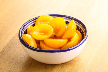 Canned apricot – sweet light dessert