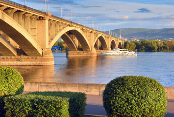 Communal bridge across the Yenisei