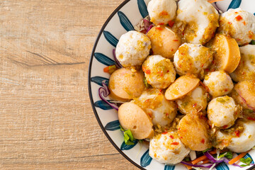 Meatball and fishball spicy salad