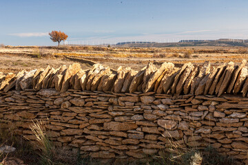 Mörtellose, von Hand errichtete Steinmauern © Heiko Köhrer-Wagner