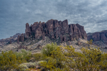 Fototapeta na wymiar An overlooking view of Lost Dutchman SP, Arizona