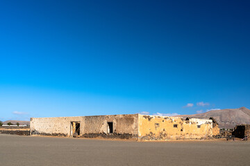 House in the Desert