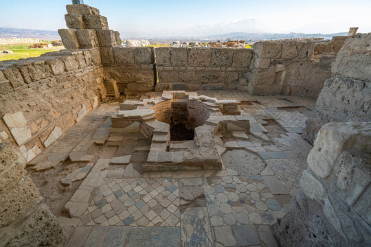 Laodikeia is one of the important archaeological remains for the region along with Hierapolis (Pamukkale) and Tripolis in Turkey