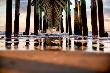 Sunrise Under Pier Topsail Beach North Carolina Seaview Pier Waves Ocean Water Beach