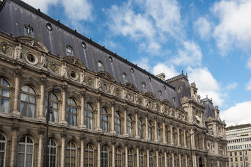 Fototapeta na wymiar Amazing classical building with intense decor in Paris France