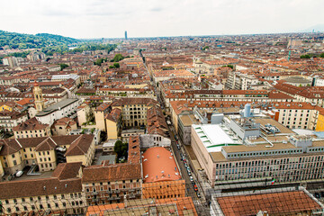 Fototapeta na wymiar Torino dall'alto