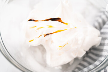 Unicorn meringue cookies