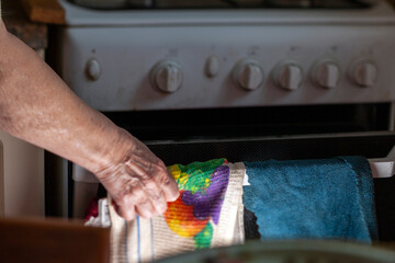 hand and kitchen towels