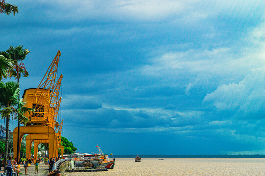 Harbor of Bel&eacute;m - Porto de Bel&eacute;m