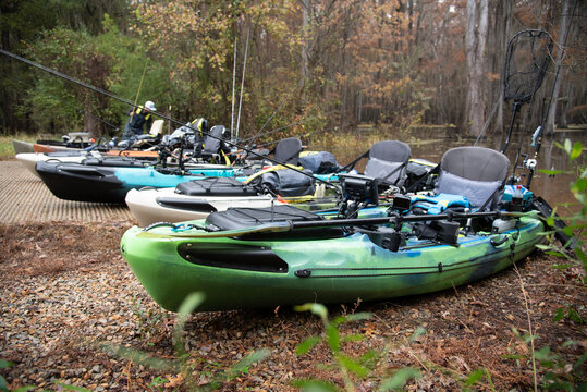 kayaks getting ready to head out