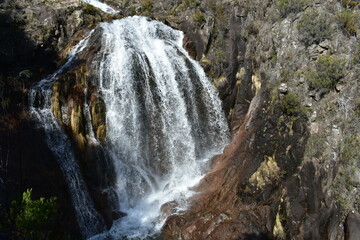 naturaleza salvaje,montañas y mar